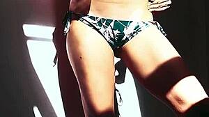 Amatrice Française Bronze Intense Baiser et Jouit par Tous les Troux en Maillot de Bain Anal Dirty Talk et Joi 😈