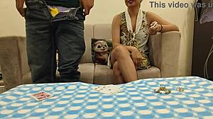 继妹Saara在牌局中输了紧致小穴，哎呀我的错！