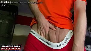 Prollking XXL - Check out my massive bulge in socks 😏