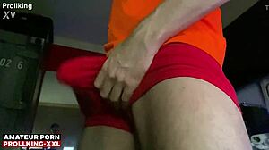 Prollking XXL - Check out my massive bulge in socks 😏