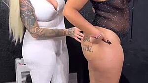 Tattoo artist makes client cum intensely