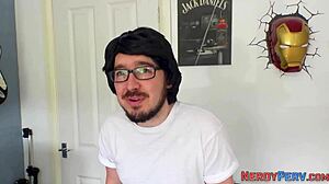 くそっ！巨乳イギリス女がヘタレを上手くフェラ