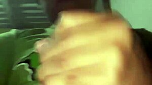 Amateur teen's peruvian cumshot in living room