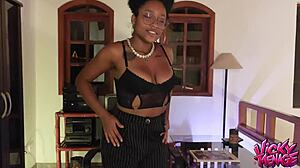 Sexy ebony teen with small waist shakes her ass in lingerie while dancing outdoors.
