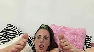 i oil up and tease my pussy and ass