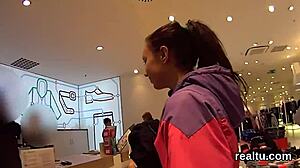 Raylene And Samantha Ryan Lick Pussies In Muff Diving!