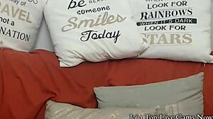 Live webcam dildo oral sex