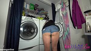 watch me fold laundry in short shorts