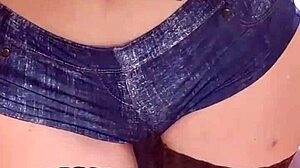 Elza Koms Worships Big Pussy In Heels?