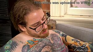 Ik ben geobsedeerd door Charlie Forde's wilde trio met David