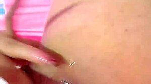 Colombian Amateur Opens Ass to Orgasm