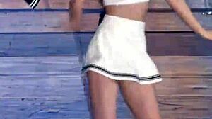 쉬메일이 베이비 보지 핥아줘, 고화질로