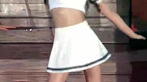 Shemale Eats Babe's Pussy in High Definition