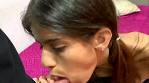 Hermanastra Putonga Desires Domination Kissing And Mamada In Cage Workout