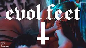 Hot Girls Love Foot Fetish