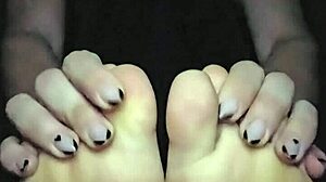 Post Workout Foot Rub Session 😌