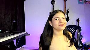 Cute Girl Toys with Dildo on Webcam