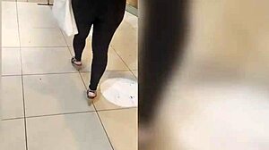 Mature Woman with Big Ass Wearing Leggings on the Street