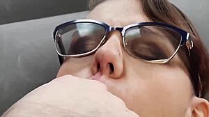 alázatos kiscica borotvált punciját nyalják szóló maszturbációs pov trailer első része!