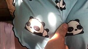 STEPDAUGHTER TIT PLAY WITH STEPDAD!