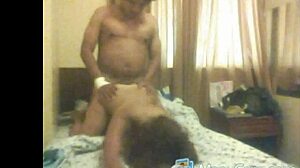 i cum on her face while she moans