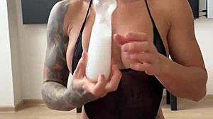 sultry lady explores anal thrill