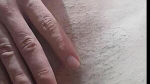 check out this petite's hairy pussy 😍