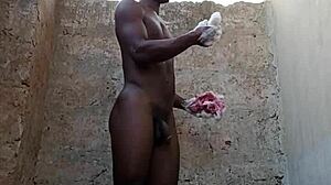 The best way to enjoy sex is when both partners shower together