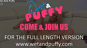 Wetandpuffy horká blondýnka silně orgasmusuje se skleněným dildem