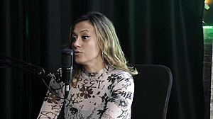 Amateur milf experiments with public outdoor swinging