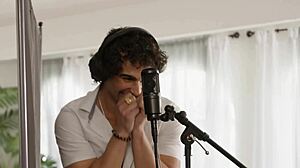 Big Bootied Baddie Jewelz Blue Gets Piped By Hot Blind Date In Lingerie