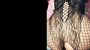 Rabab's Curvy Ass Bent Over