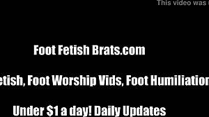 bella and jasmine lick feet in femdom fetish