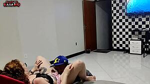 i gave my big pussy to the boyfriend who came fix my tv, it was so sexy