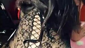 Rabab's Curvy Ass Bent Over