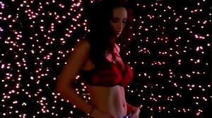 Fucking brunette milf rhiannon bray