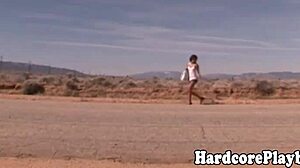 outdoor babe bangin’ cock under the hot sun