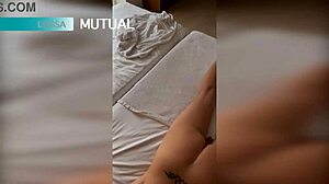 mutual masturbatin with lisssa, we cum together on toys