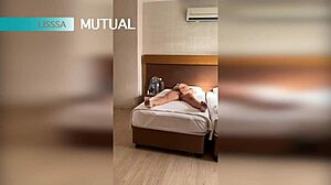 mutual masturbatin with lisssa, we cum together on toys