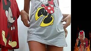 Hot milf showing off her pussy and big ass in store fitting room 😏👀