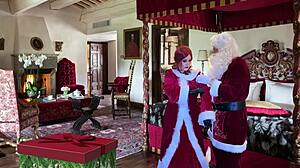 Babka Carmenova šawty vianoce v júli s ohnutou doggystyle šukňou a creampie 🎄