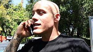 란제리 입은 블론드 모니카, 근육질 스터드에게 도기스타일 애널 섹스 후 페이셜!