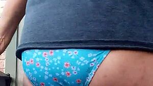 Imádom hordani a feleségem bugyiját és csábítani
