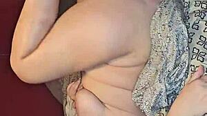 Pregnant Milf Stuffing Her Holes at 5 Months!