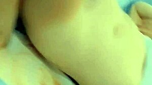 Hola Soy Colombiana Vivo En Ecuador Tengo 19 Años Escribeme Para Quedar