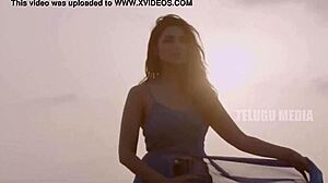 Parineti Chopra fica super sexy no ensaio à beira-mar com tetas quentes e vibes de foda 😍