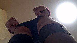 Elza Kom Worships Huge Ass With Small Cock