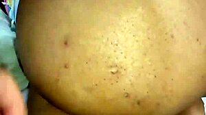 padrastro disfruta del gran culo de su hijastra