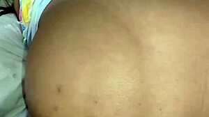 padrastro disfruta del gran culo de su hijastra