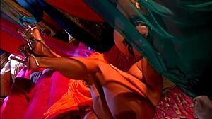 Sydnee Capri eats cum.